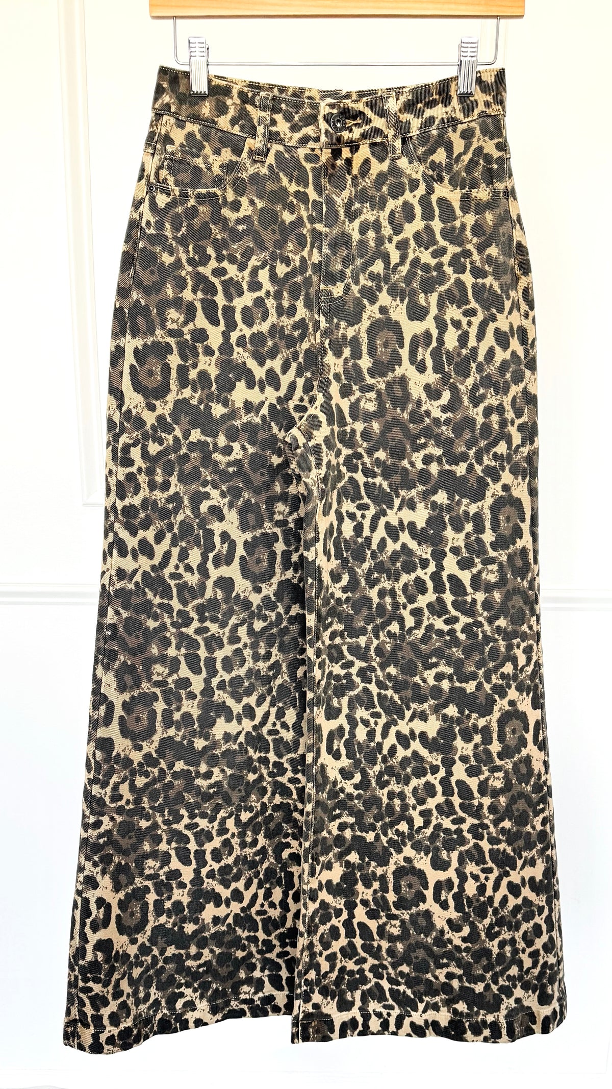 Fierce Instinct Wide-Leg Jeans-100 Pants-MELLY&CO-Coastal Bloom Boutique, find the trendiest versions of the popular styles and looks Located in Indialantic, FL