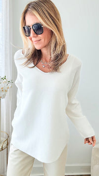 Soho Italian V-Neck Pullover - Off White-140 Sweaters-Italianissimo/ Max & D-Coastal Bloom Boutique, find the trendiest versions of the popular styles and looks Located in Indialantic, FL