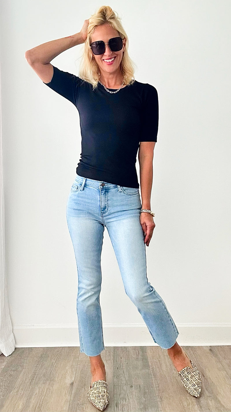 Mid Rise Straight Leg Jeans-170 Bottoms-Vibrant M.i.U-Coastal Bloom Boutique, find the trendiest versions of the popular styles and looks Located in Indialantic, FL