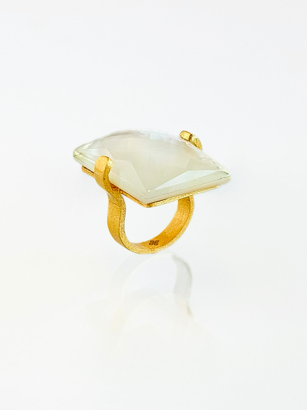 Bold Shell Accent Ring-MOP-230 Jewelry-Betty Carre-Coastal Bloom Boutique, find the trendiest versions of the popular styles and looks Located in Indialantic, FL