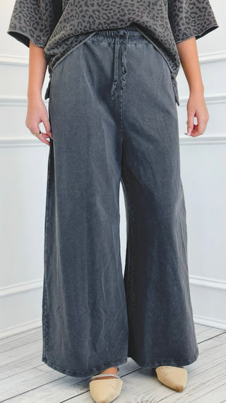 Washed Ease Pull-On Italian Pant