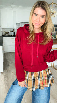 Chic Contrast Hem Hoodie Top - Burgundy