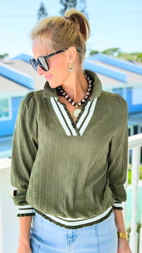 Varsity Lines Popover Top