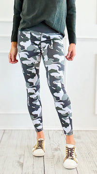 Trailblazer Pocket Leggings-100 Pants-YELETE-Coastal Bloom Boutique, find the trendiest versions of the popular styles and looks Located in Indialantic, FL