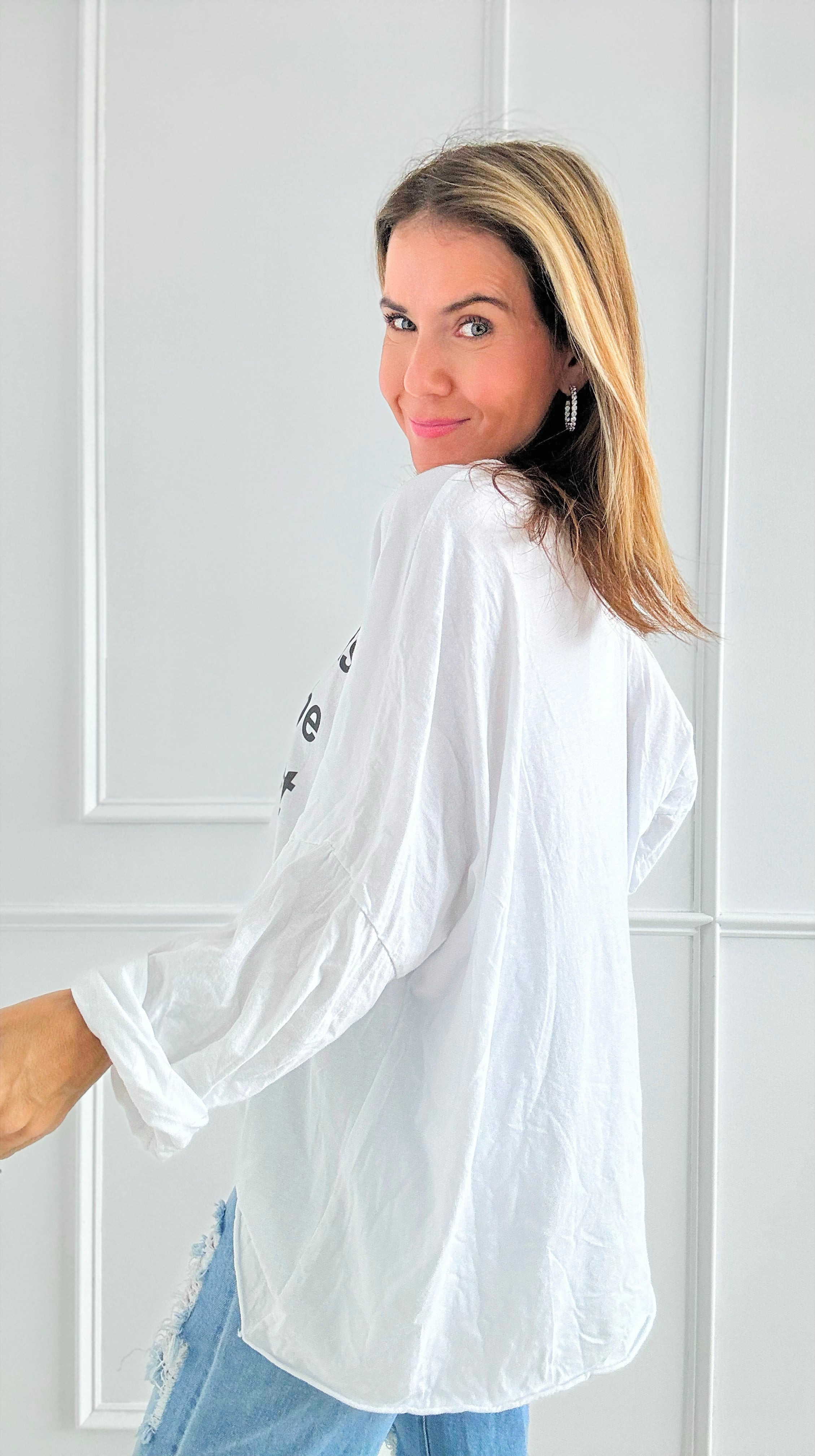 Chic Italian T-Shirt-130 Long sleeve top-Italianissimo-Coastal Bloom Boutique, find the trendiest versions of the popular styles and looks Located in Indialantic, FL