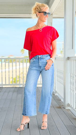 Split Decision Two-Tone Barrel Crop Jean