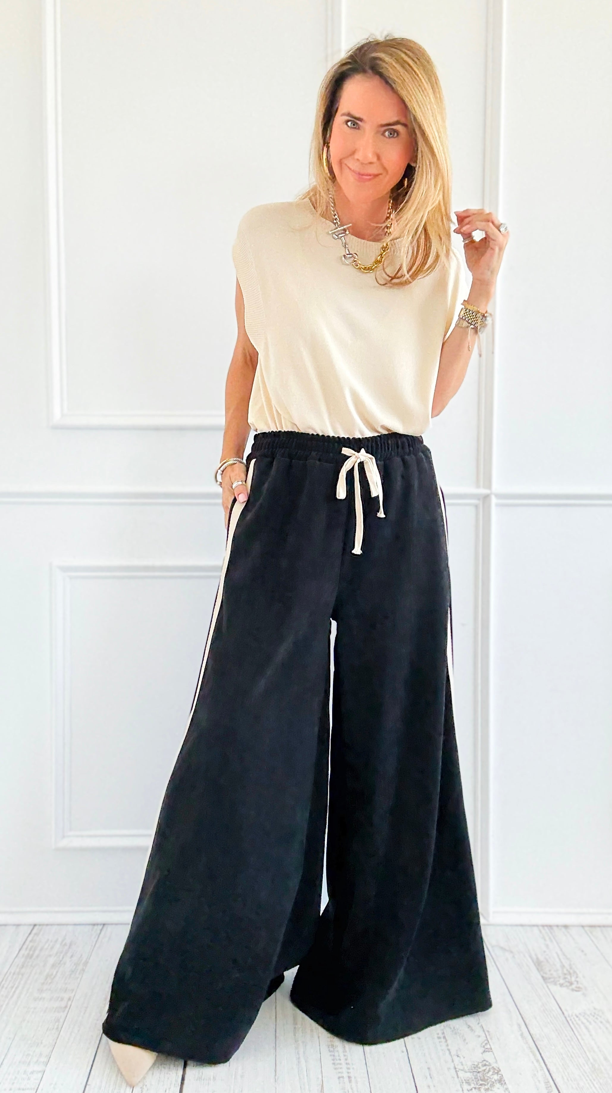 Tracked Threads Italian Palazzo- Black-100 Pants-AZUL MONACO-Coastal Bloom Boutique, find the trendiest versions of the popular styles and looks Located in Indialantic, FL