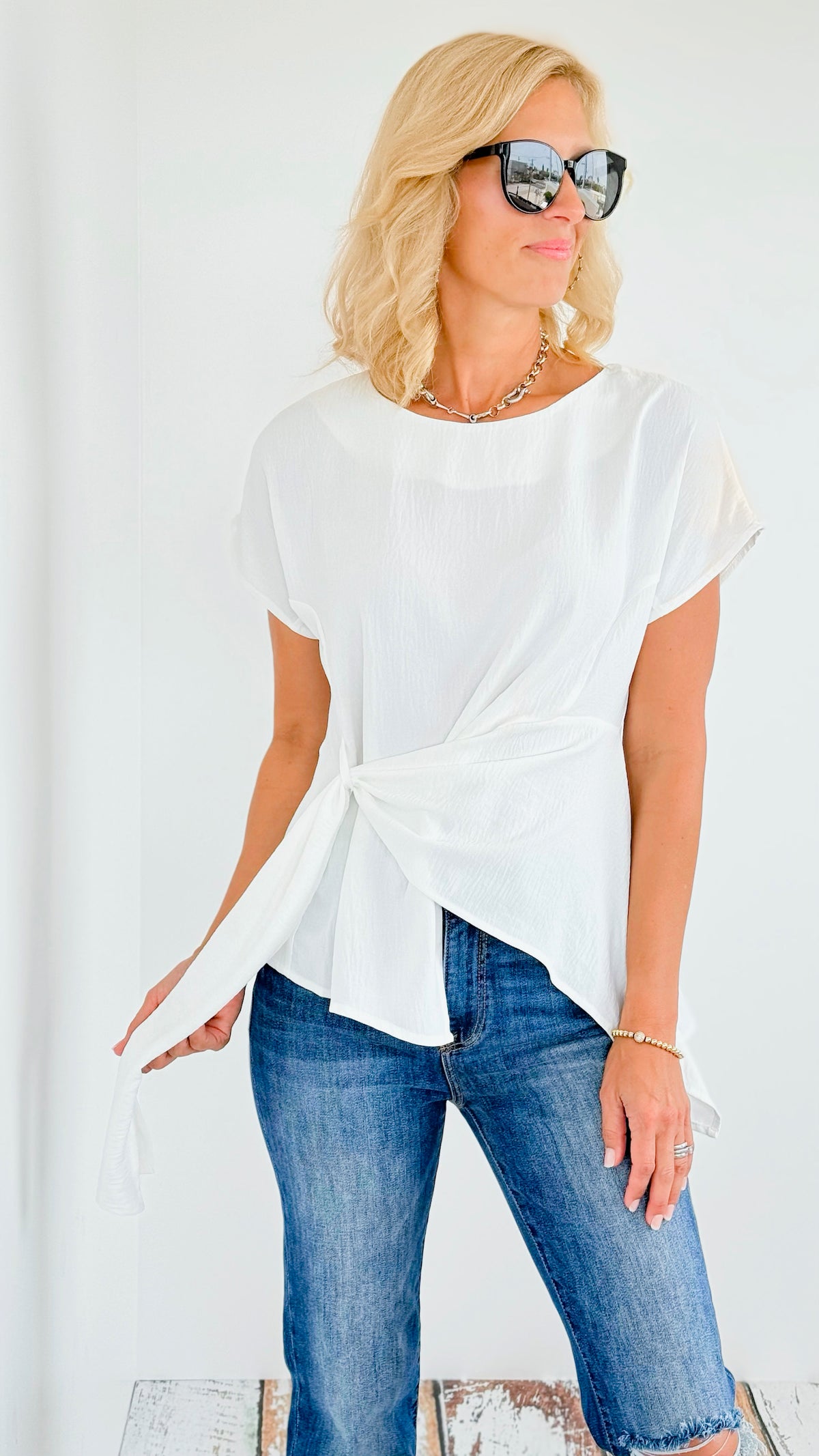 Knot Front & Angled Hem Top- White-110 Short Sleeve Tops-oddi-Coastal Bloom Boutique, find the trendiest versions of the popular styles and looks Located in Indialantic, FL