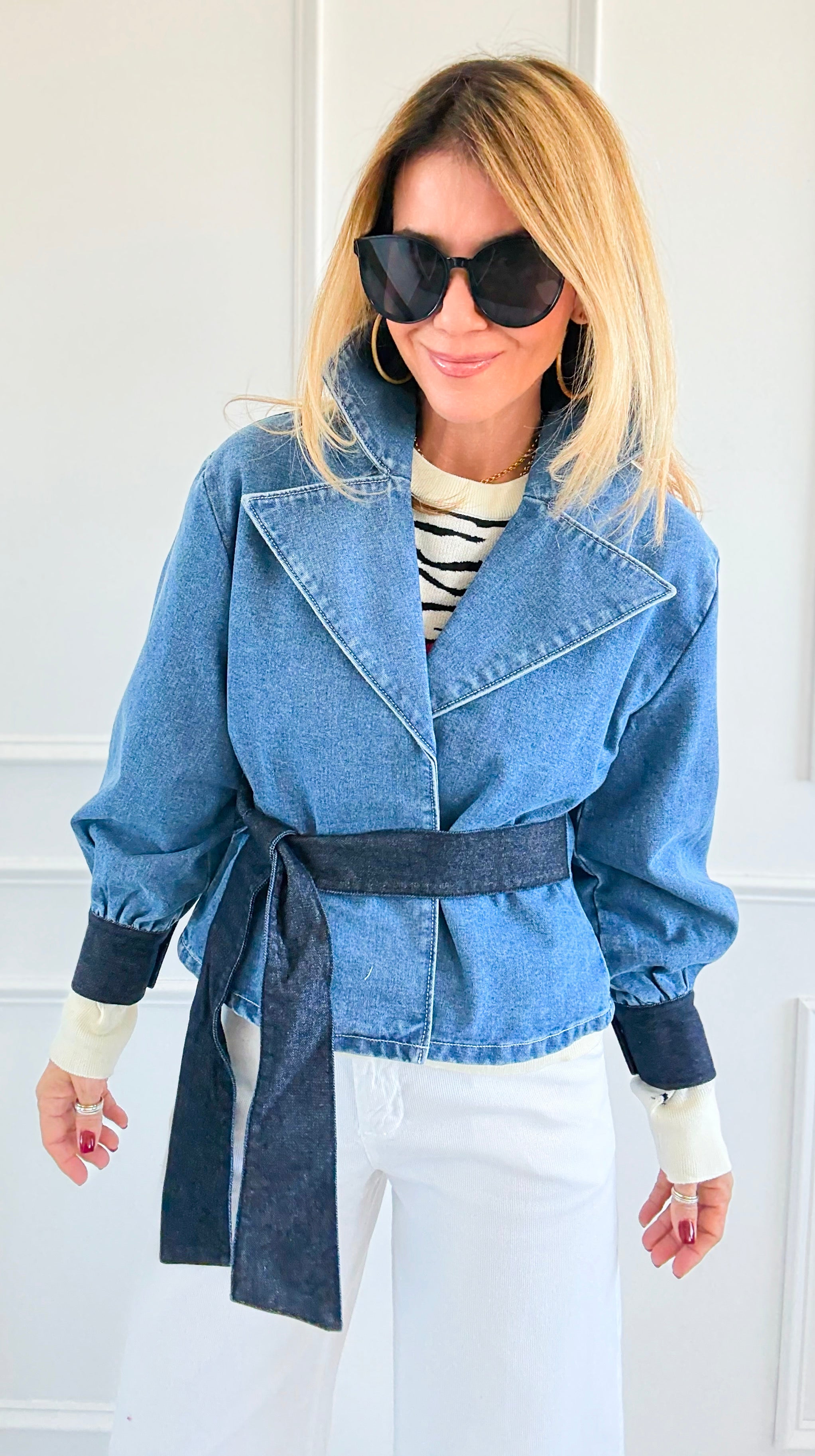 Contrast Charm Denim Jacket-160 Jackets-ROUSSEAU-Coastal Bloom Boutique, find the trendiest versions of the popular styles and looks Located in Indialantic, FL