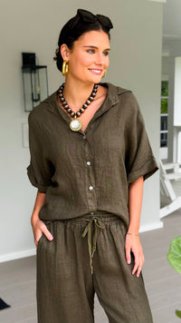 The Marlow Linen Italian Button Top- Army Green
