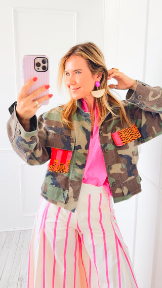 Tiger Accent Cropped Camo Jacket