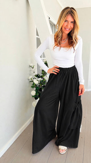 Moon Big Pocket Italian Pants- Black