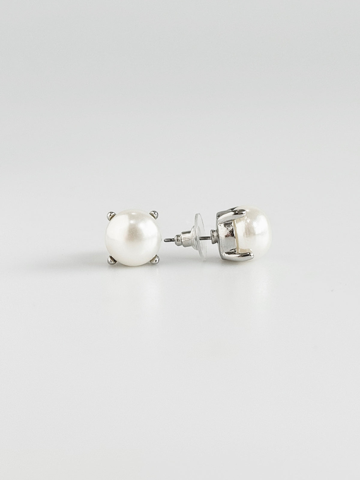 Classic Pearl Stud Earrings-230 Jewelry-NYW-Coastal Bloom Boutique, find the trendiest versions of the popular styles and looks Located in Indialantic, FL