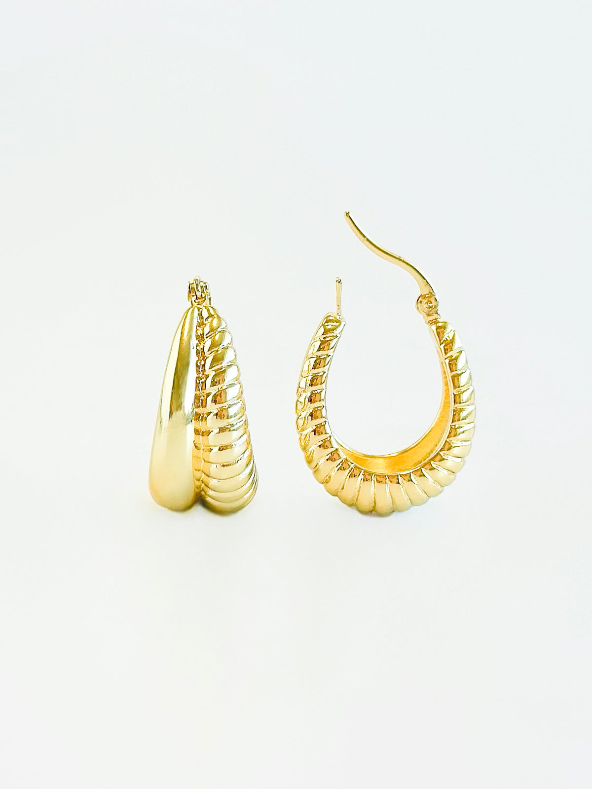 Smooth & Twist Hoop Earring-230 Jewelry-NYC-Coastal Bloom Boutique, find the trendiest versions of the popular styles and looks Located in Indialantic, FL