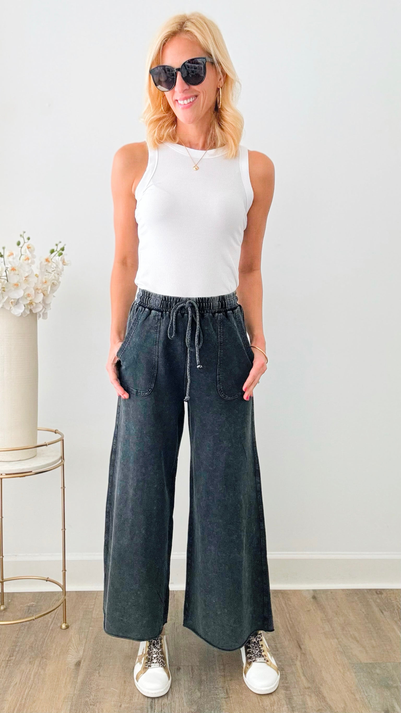 Washed Terry Knit Wide SweatPants Black Coastal Bloom