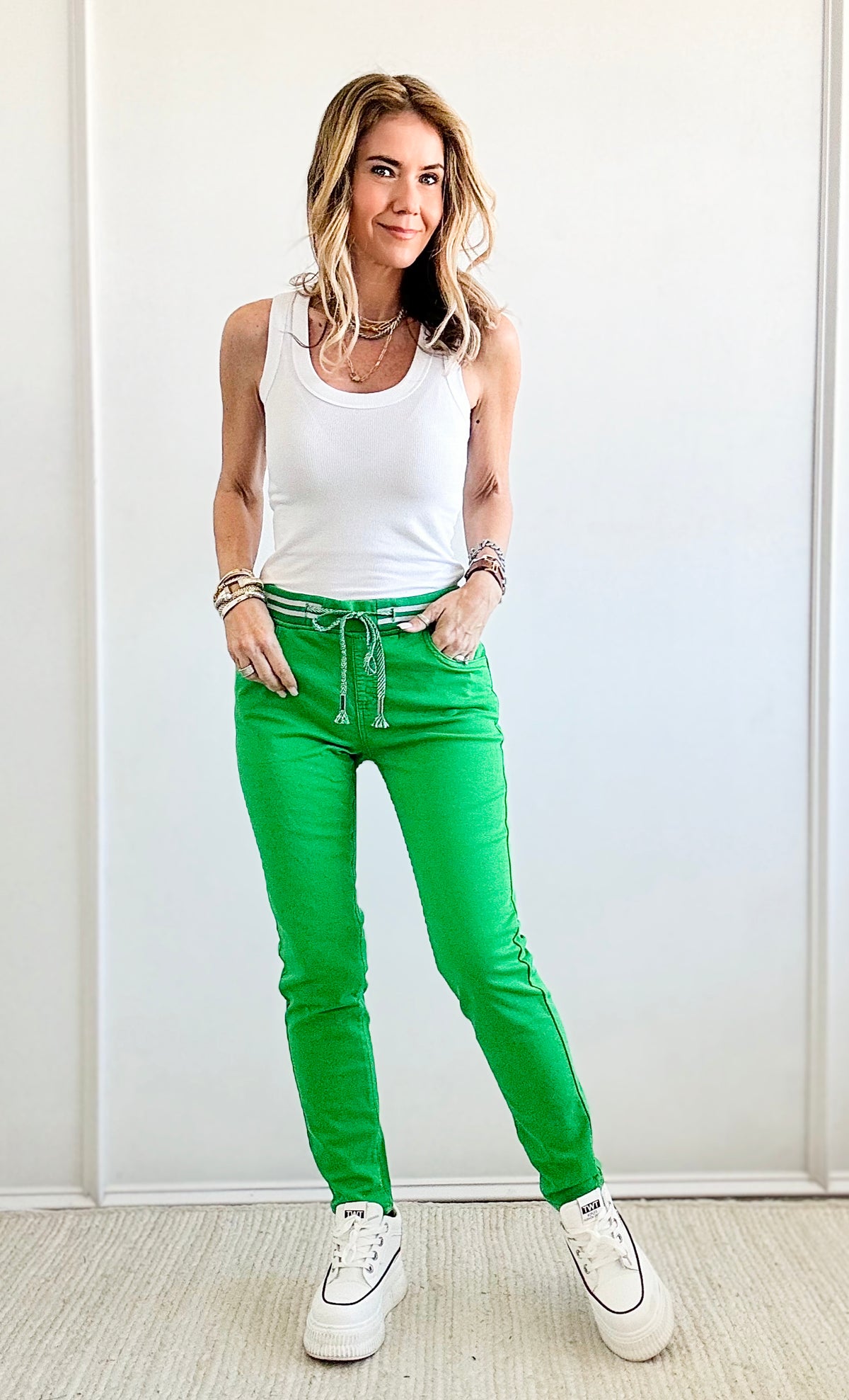 Pure Ease Drawstring Pant - Kelly Green-180 Joggers-Italianissimo-Coastal Bloom Boutique, find the trendiest versions of the popular styles and looks Located in Indialantic, FL