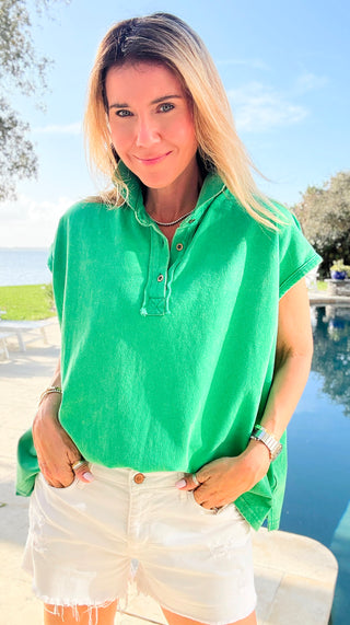 Sunlit Ease Top -  Kelly Green