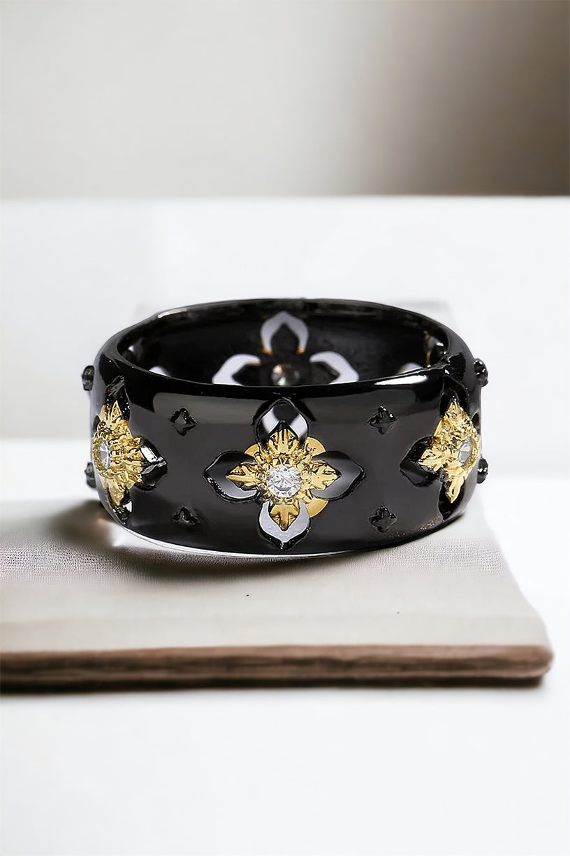 Queen's Crest Black and Gold Clover Ring-230 Jewelry-CBALY-Coastal Bloom Boutique, find the trendiest versions of the popular styles and looks Located in Indialantic, FL