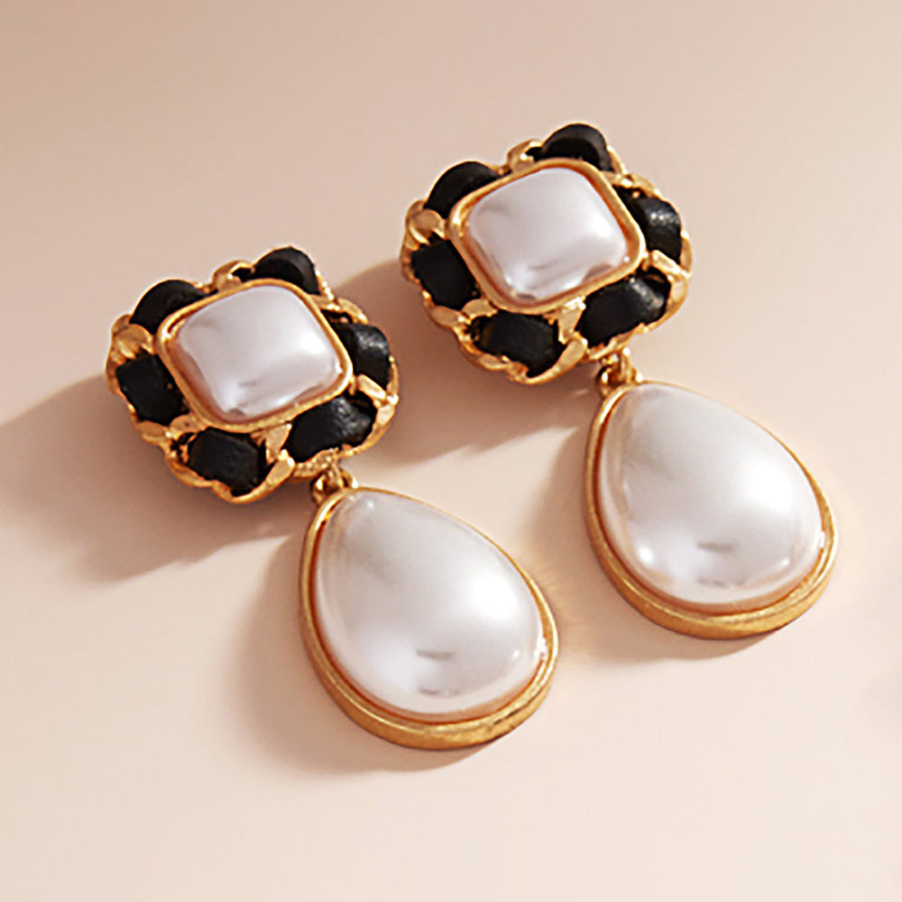 Baroque Drop Pearl Earrings-230 Jewelry-NYW-Coastal Bloom Boutique, find the trendiest versions of the popular styles and looks Located in Indialantic, FL