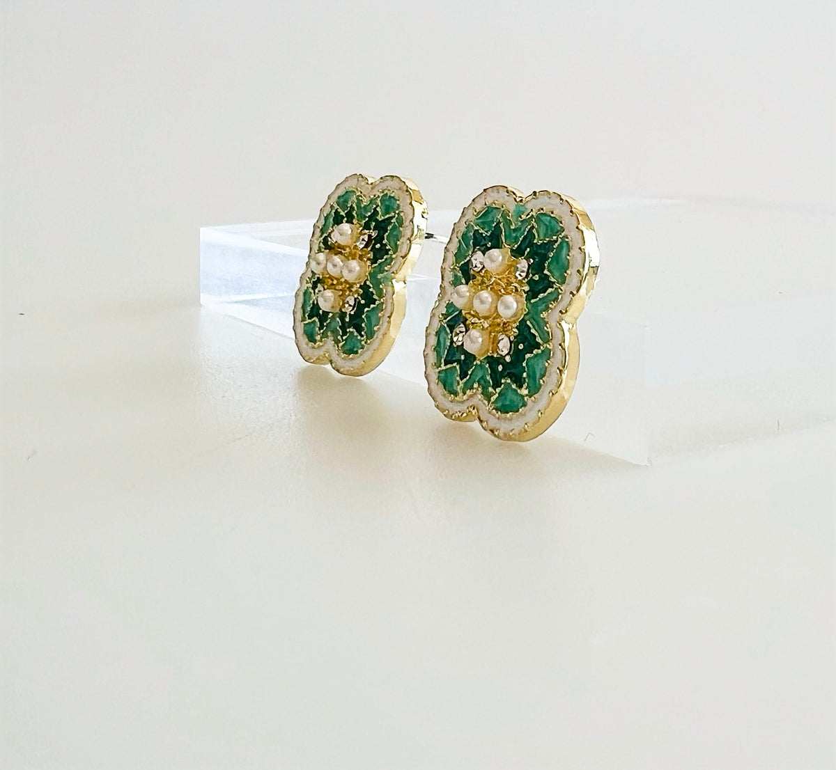 Clover Faux Pearl Earrings-230 Jewelry-Darling-Coastal Bloom Boutique, find the trendiest versions of the popular styles and looks Located in Indialantic, FL