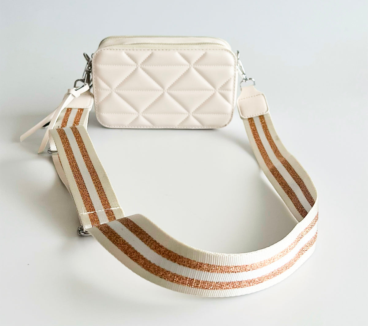 Quilted Zipper Crossbody Bag - White-240 Bags-AppleJuice Accessories by Glamoure/JOIA-Coastal Bloom Boutique, find the trendiest versions of the popular styles and looks Located in Indialantic, FL