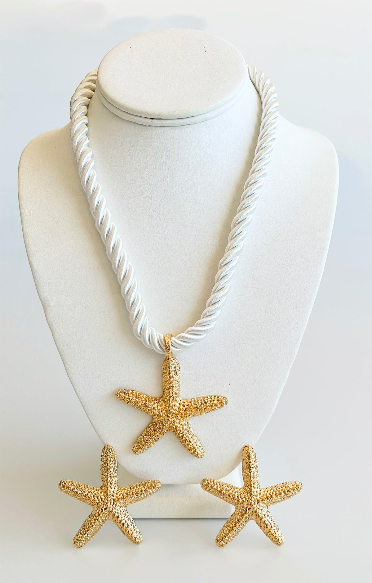 Starfish Pendant Necklace Set-230 Jewelry-Darling-Coastal Bloom Boutique, find the trendiest versions of the popular styles and looks Located in Indialantic, FL