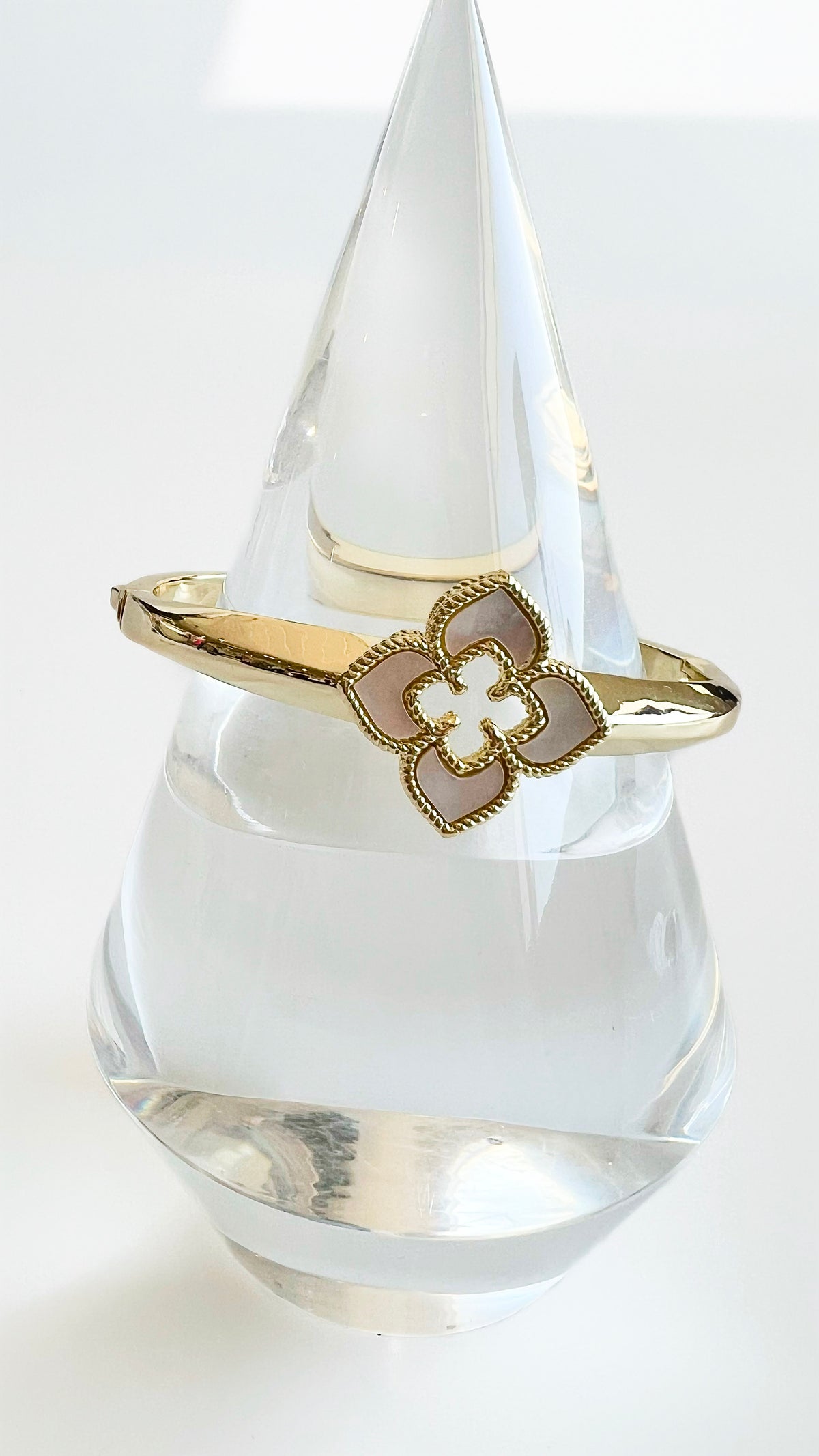 MOP Floral Detail Bracelet-230 Jewelry-GS JEWELRY-Coastal Bloom Boutique, find the trendiest versions of the popular styles and looks Located in Indialantic, FL