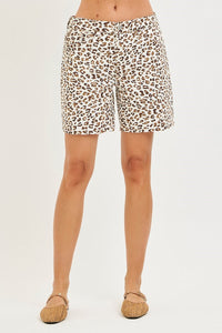 Wild Statement Mid Shorts