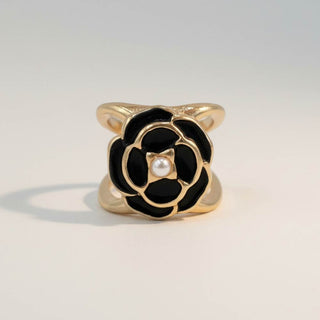 Black Petals Ring