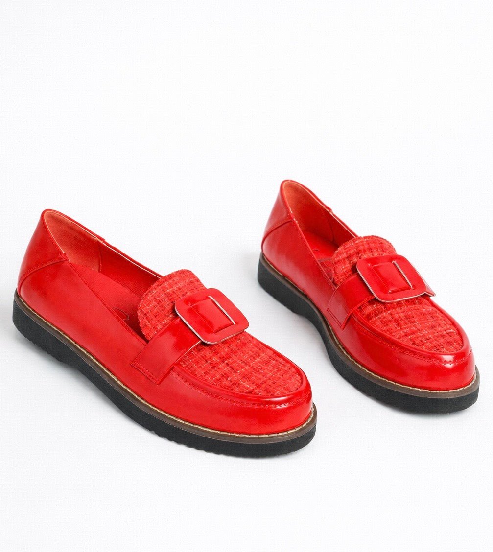 Bold Intent Buckle Loafers