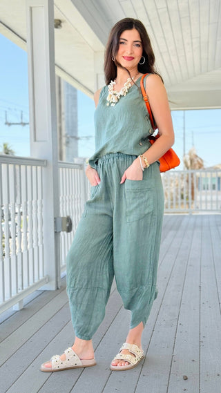 Breezy Coast Linen Italian Sleeveless Top- Olive