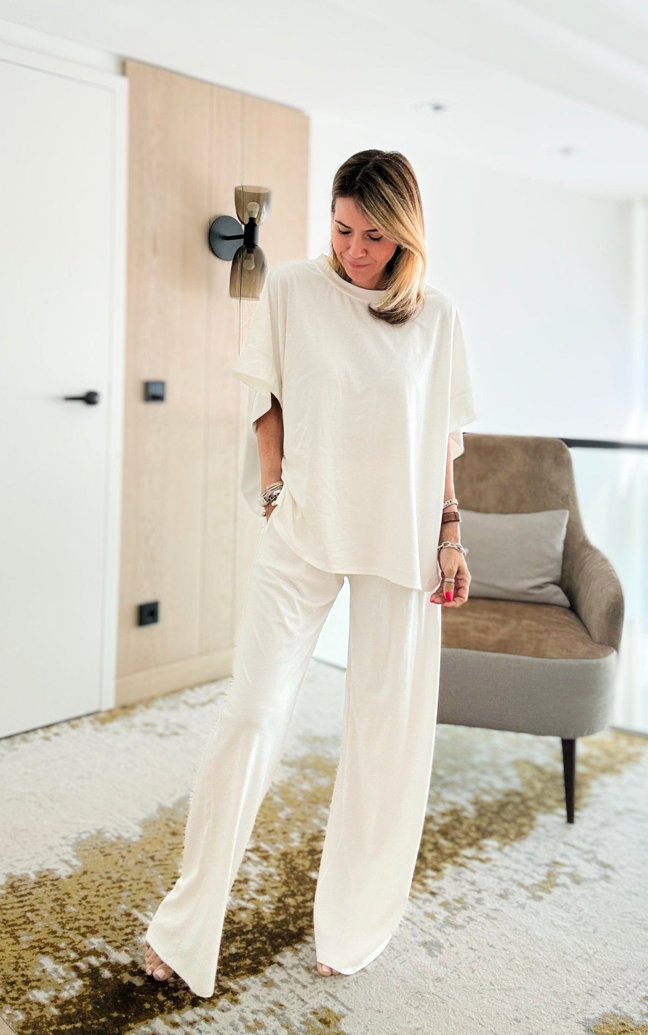 Chic Alert Italian Top - White SHOP-110 Short Sleeve Tops-Italianissimo-Coastal Bloom Boutique, find the trendiest versions of the popular styles and looks Located in Indialantic, FL