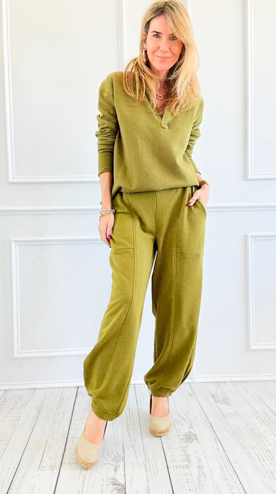 Coastline Lounge Joggers-100 Pants-MONO B-Coastal Bloom Boutique, find the trendiest versions of the popular styles and looks Located in Indialantic, FL