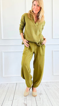 Coastline Lounge Joggers-100 Pants-MONO B-Coastal Bloom Boutique, find the trendiest versions of the popular styles and looks Located in Indialantic, FL