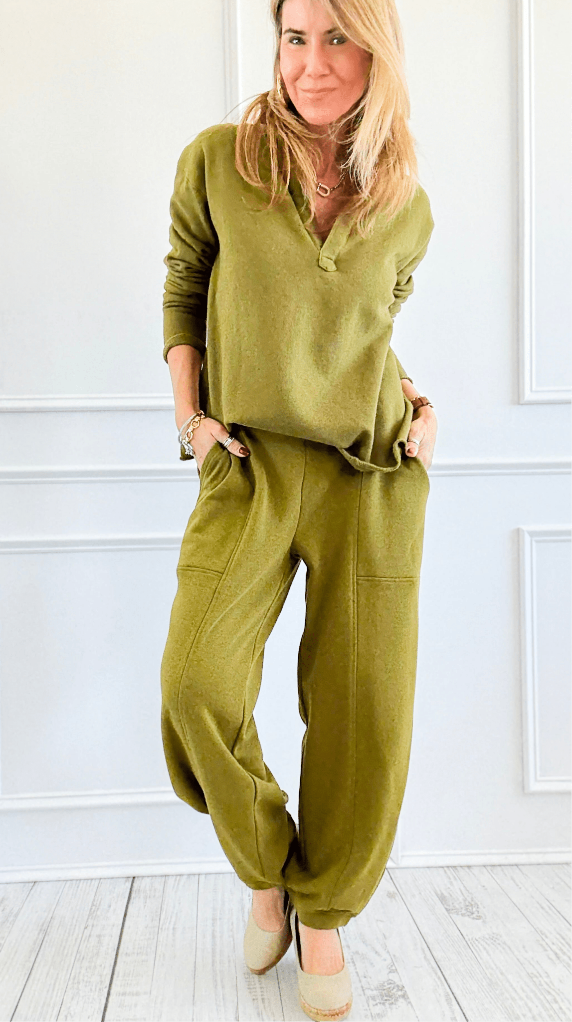 Coastline Lounge Joggers-100 Pants-MONO B-Coastal Bloom Boutique, find the trendiest versions of the popular styles and looks Located in Indialantic, FL