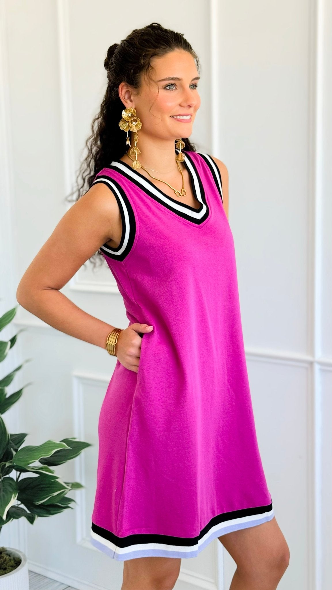 Court Contrast Trim Shift Dress - Magenta