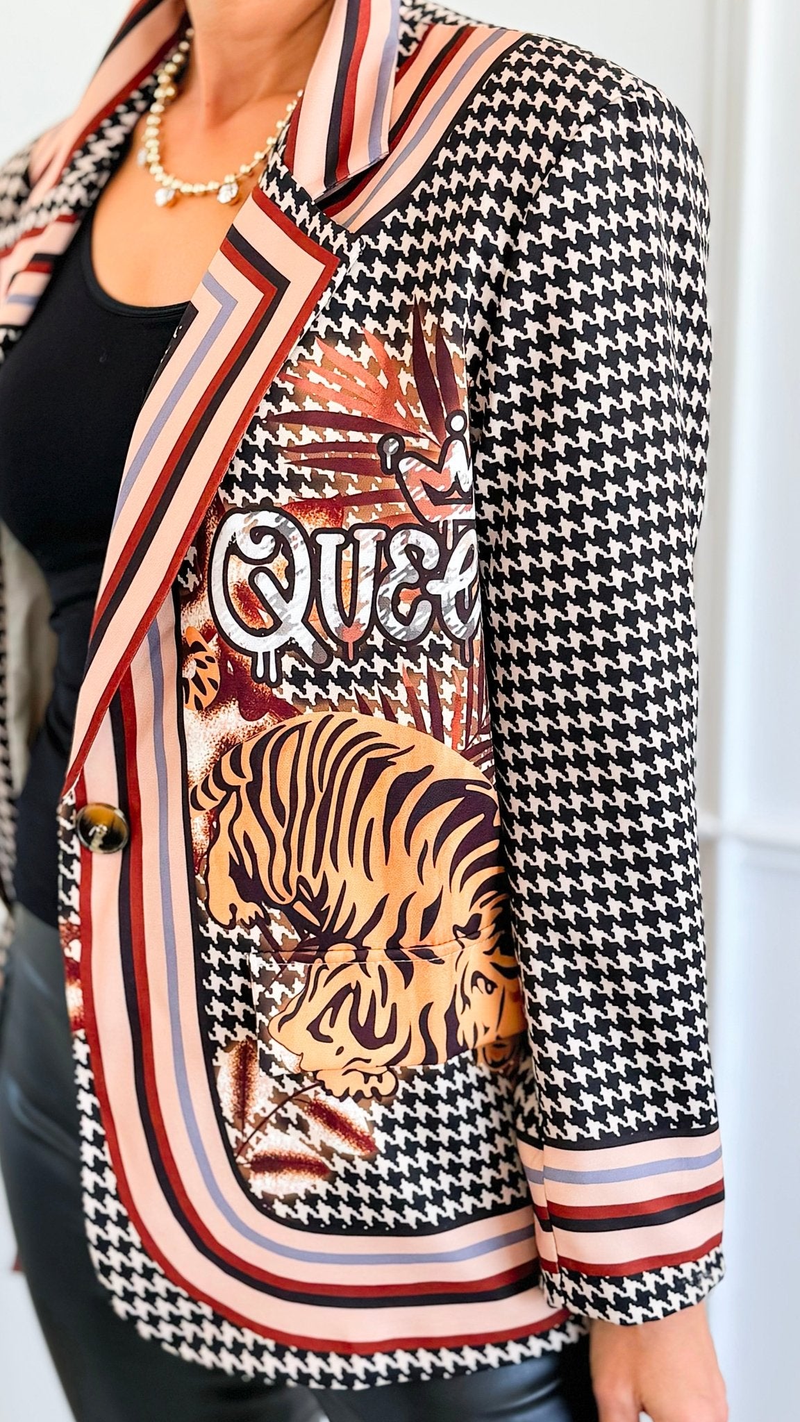 Crowned Instinct Italian Blazer-160 Jackets-Italianissimo-Coastal Bloom Boutique, find the trendiest versions of the popular styles and looks Located in Indialantic, FL