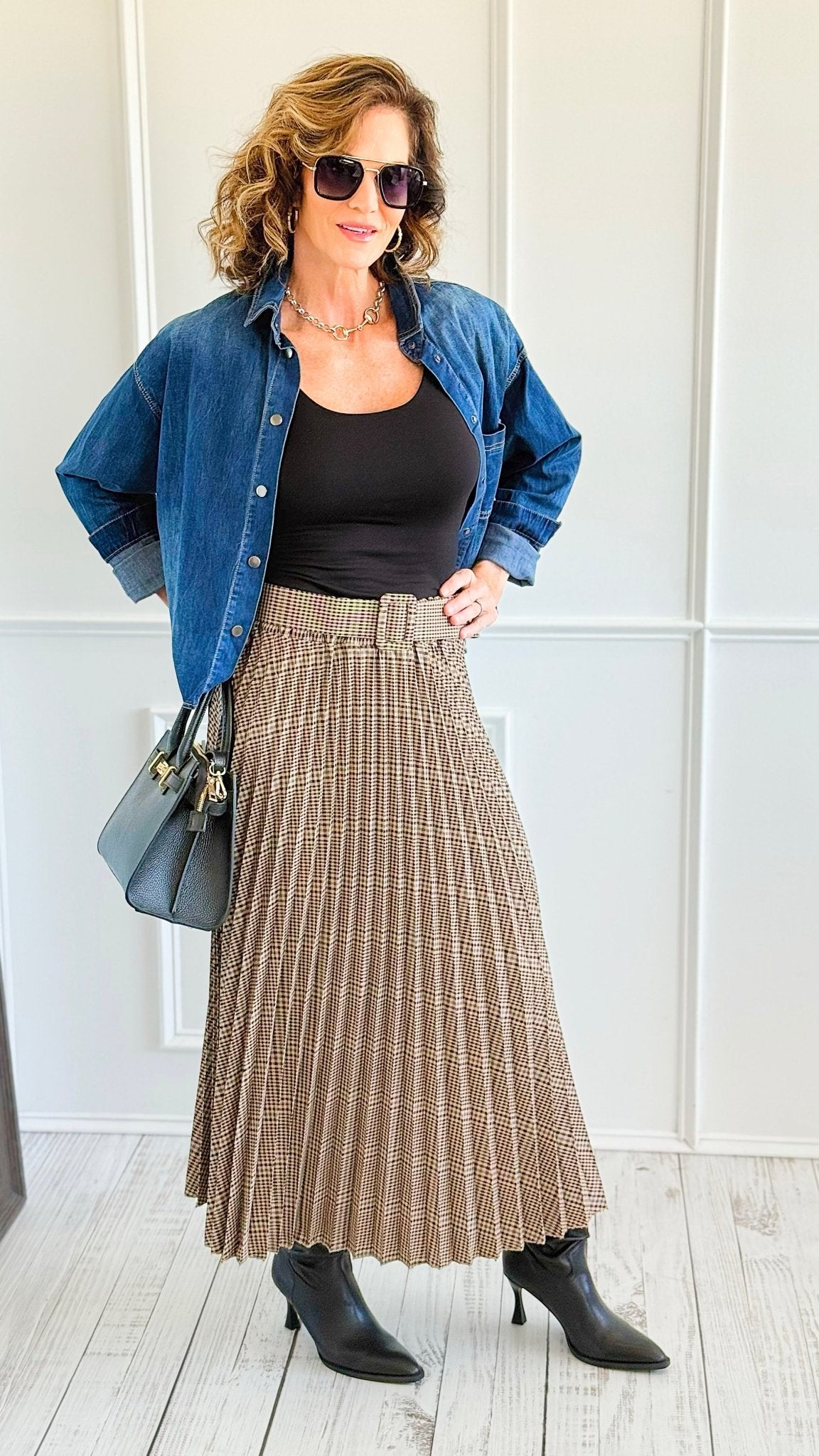 Darling Denim Snap Front Shirt-Coastal Bloom-Coastal Bloom Boutique, find the trendiest versions of the popular styles and looks Located in Indialantic, FL