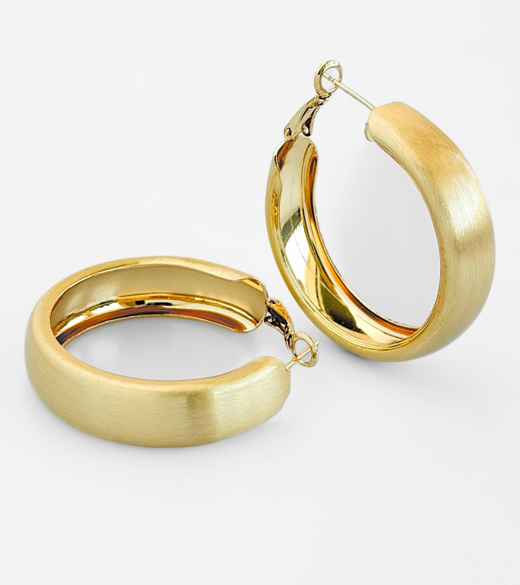 Everyday Hoop Earrings-230 Jewelry-ICCO ACCESSORIES-Coastal Bloom Boutique, find the trendiest versions of the popular styles and looks Located in Indialantic, FL