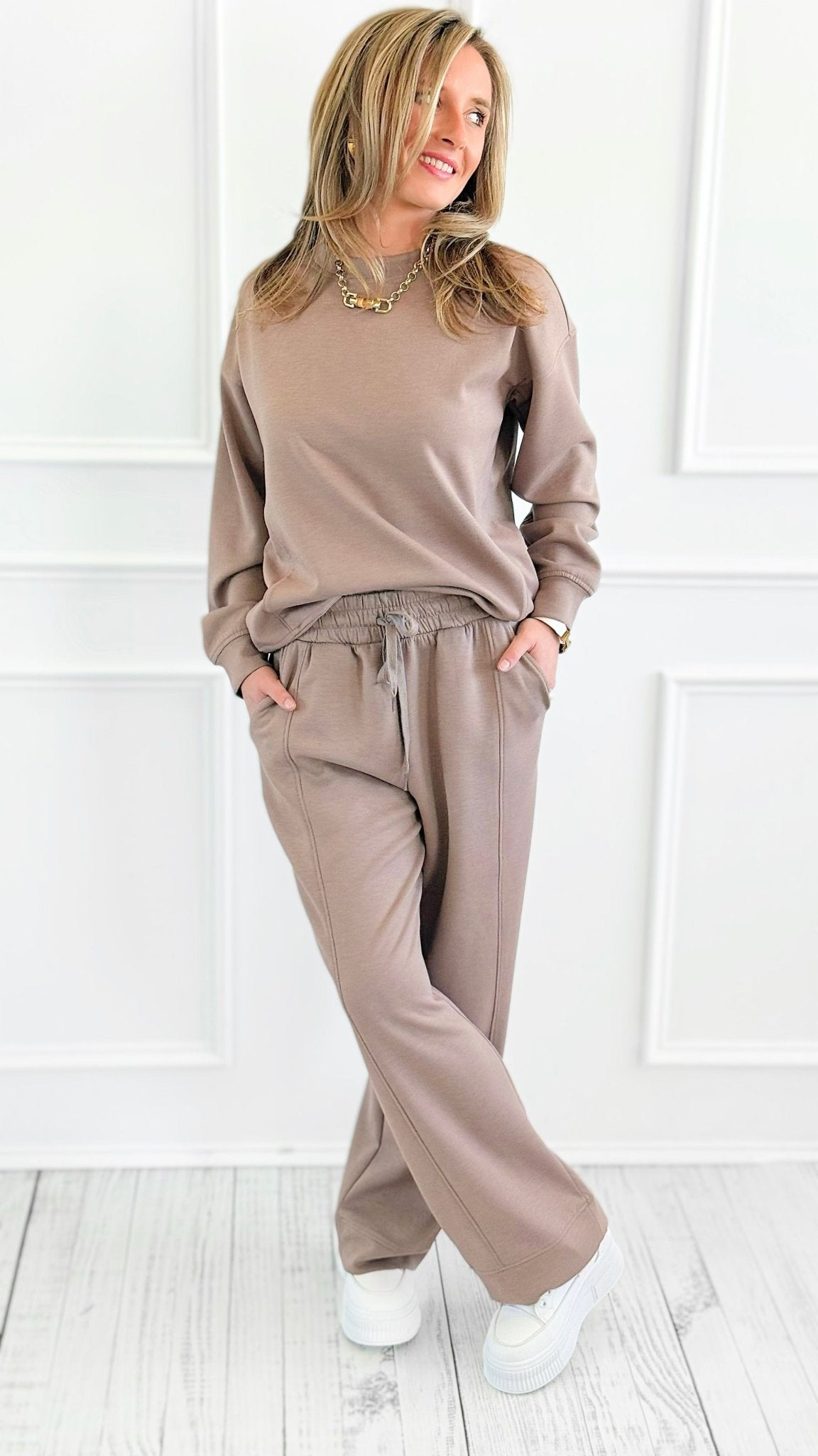 Everyday Luxe Sweatshirt - Cocoa-130 Long Sleeve Tops-Zenana-Coastal Bloom Boutique, find the trendiest versions of the popular styles and looks Located in Indialantic, FL