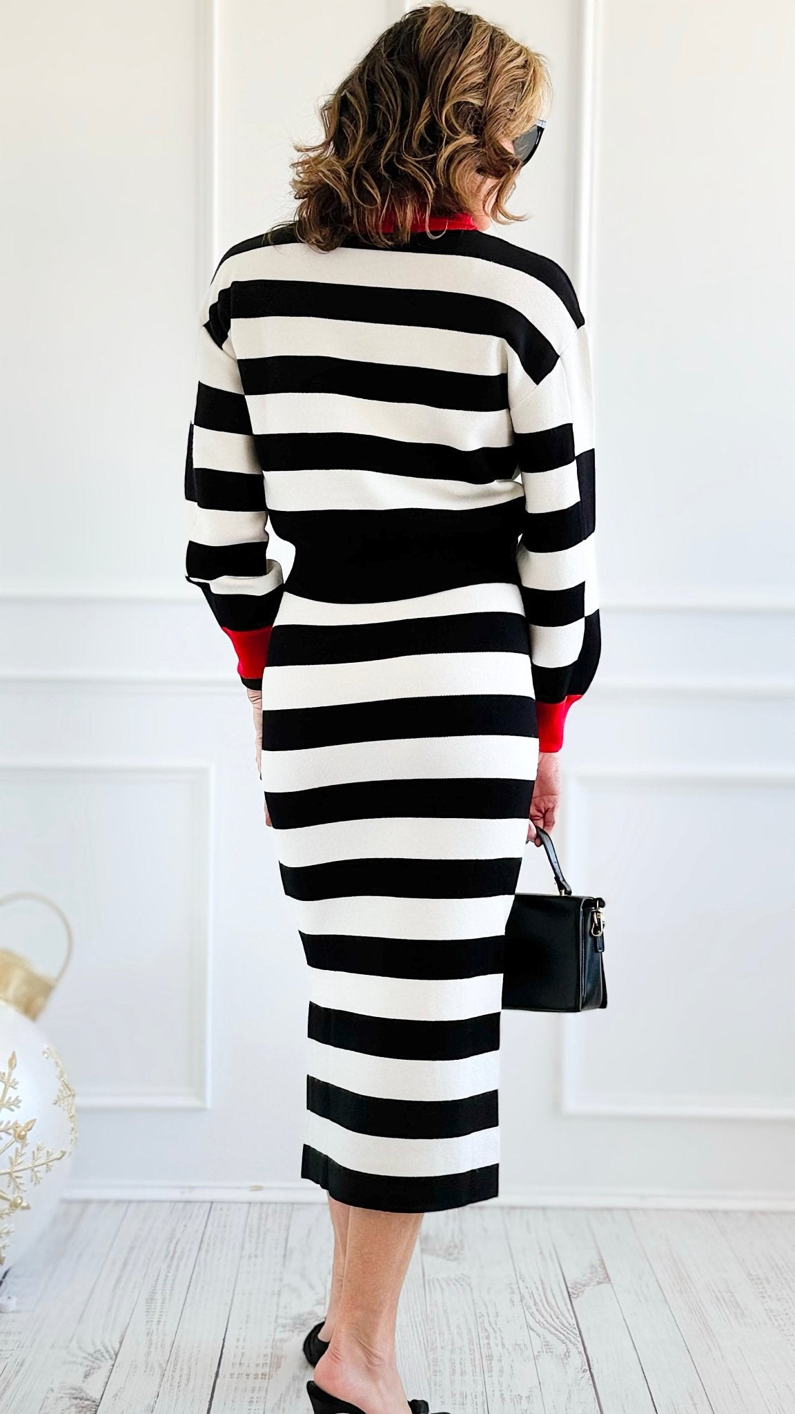 Graphic Lines Skirt & Top Set-210 Loungewear/Sets-rivir-Coastal Bloom Boutique, find the trendiest versions of the popular styles and looks Located in Indialantic, FL