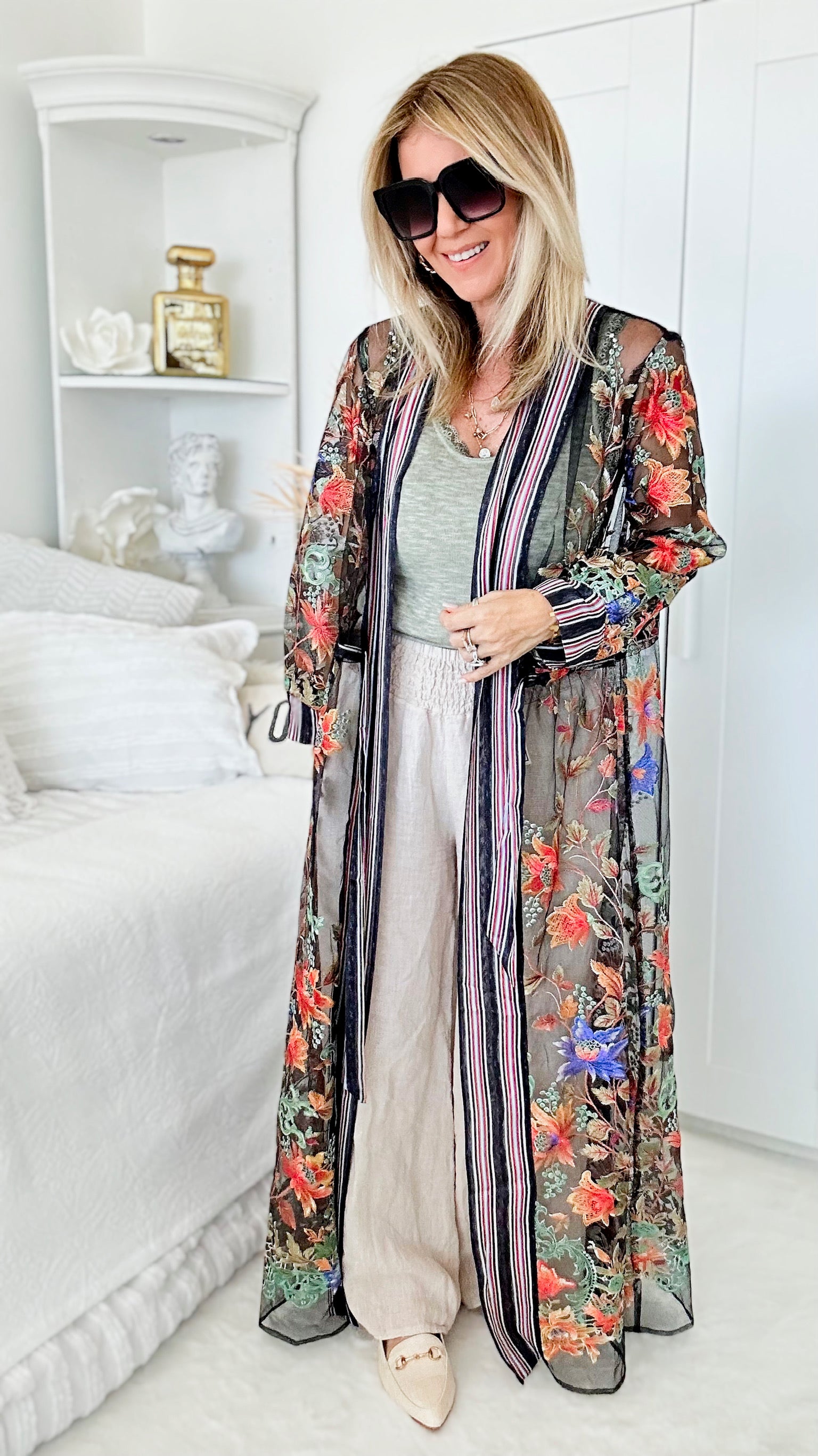Breathtaking Embroidered Kimono-150 Cardigans/Layers-Aratta-Coastal Bloom Boutique, find the trendiest versions of the popular styles and looks Located in Indialantic, FL