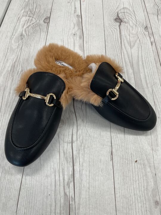 Boulevard Bliss Fur Mule Slipper - Black-250 Shoes-FOREVER LINK-Coastal Bloom Boutique, find the trendiest versions of the popular styles and looks Located in Indialantic, FL