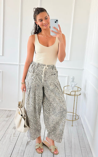 Leopard Ease Barrel Pants