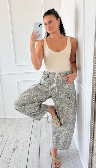 Leopard Ease Barrel Pants