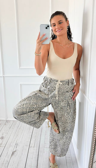 Leopard Ease Barrel Pants