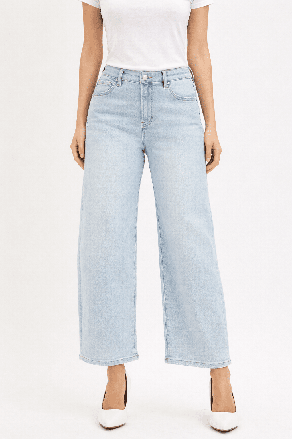 Light Wash Barrel Jeans