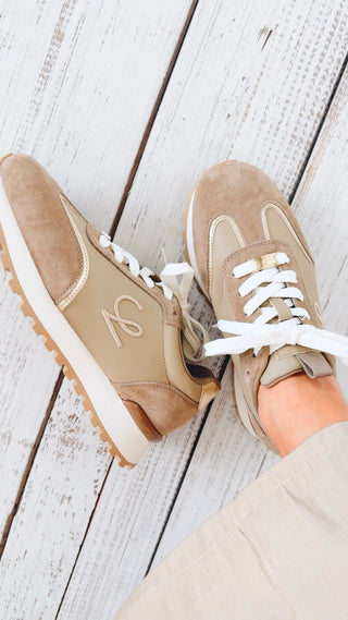 Lucania Lace-Up Casual Sneakers - Beige