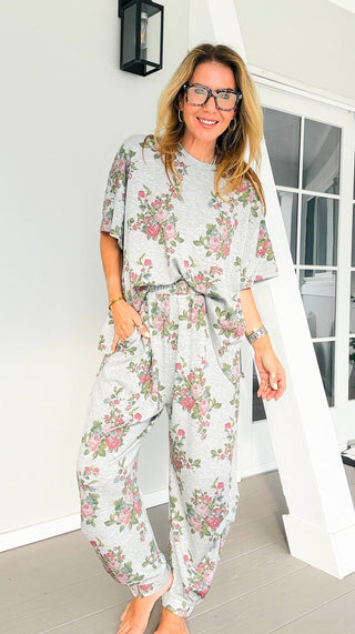 Matching Floral Bouquet Lounge Set