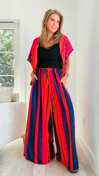 Midnight Mischief Kapri Italian Pants
